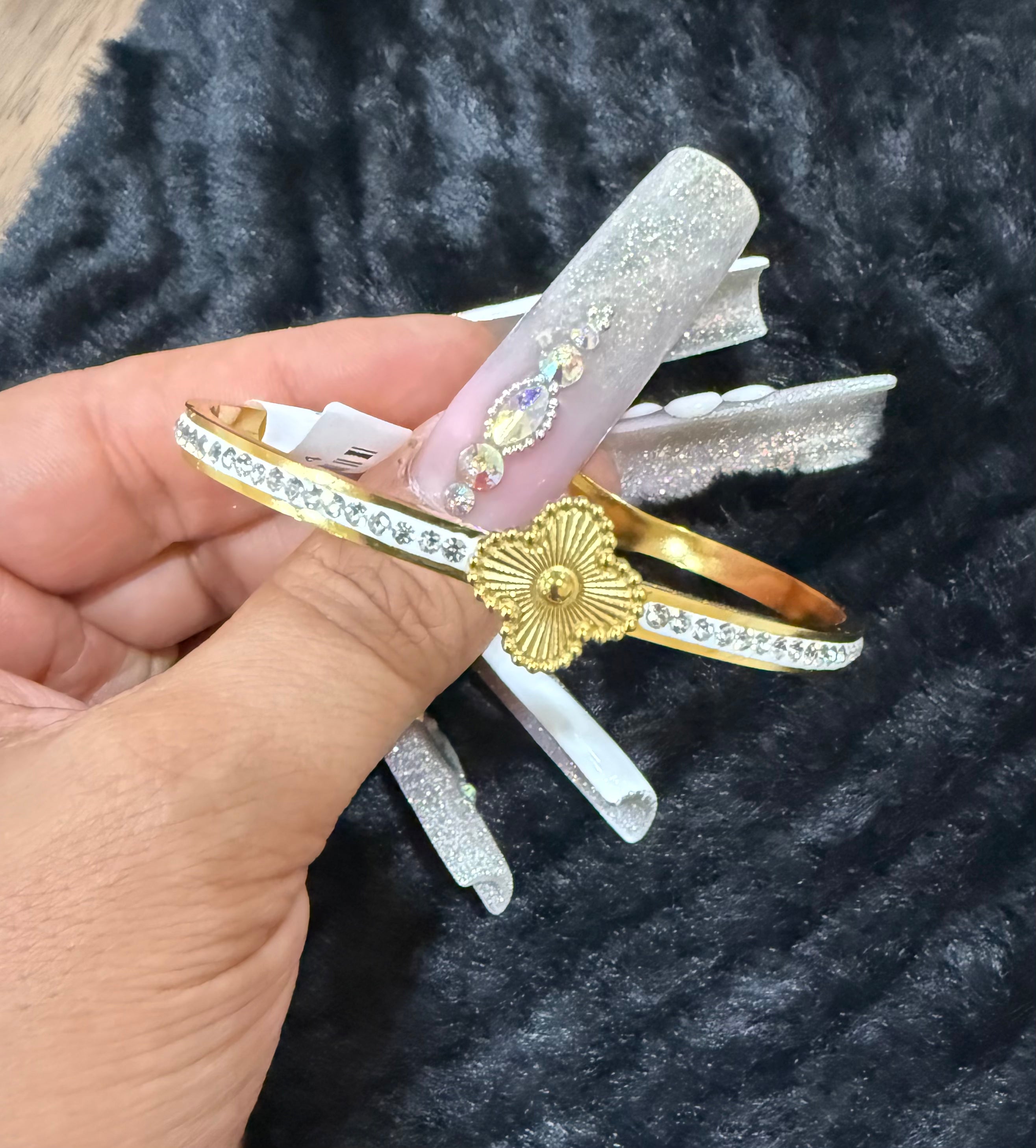 Clover with Diamond Bangle